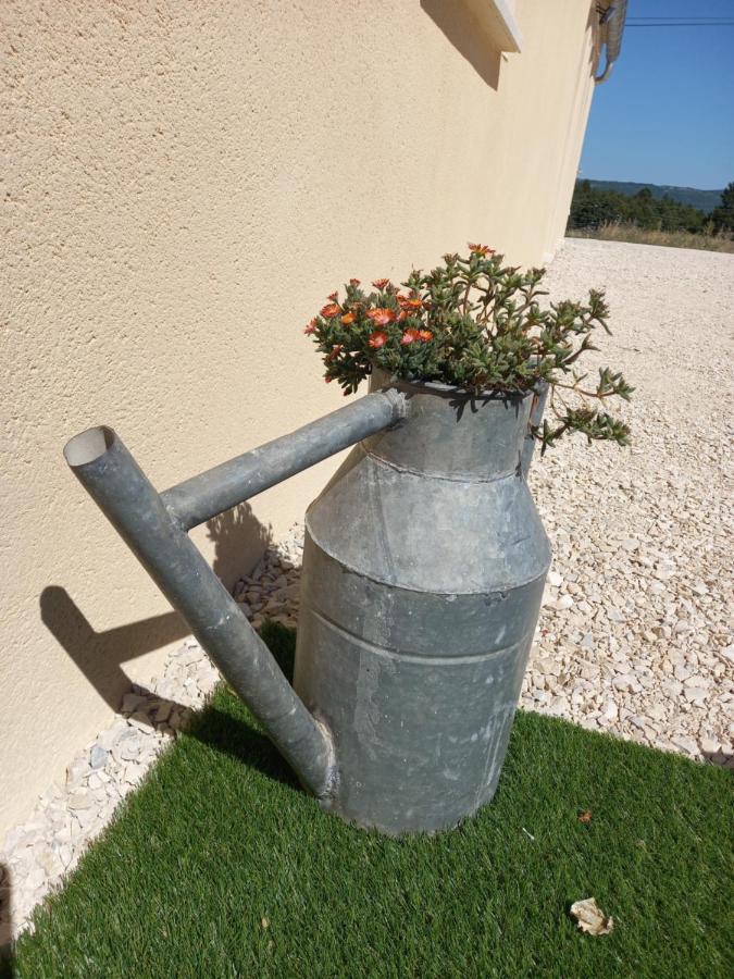 A Ventoux Yourte Monieux 外观 照片